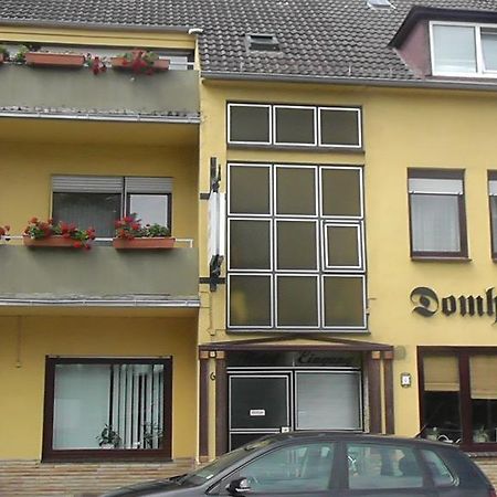 Domhotel Bed & Breakfast Schleswig Exterior photo