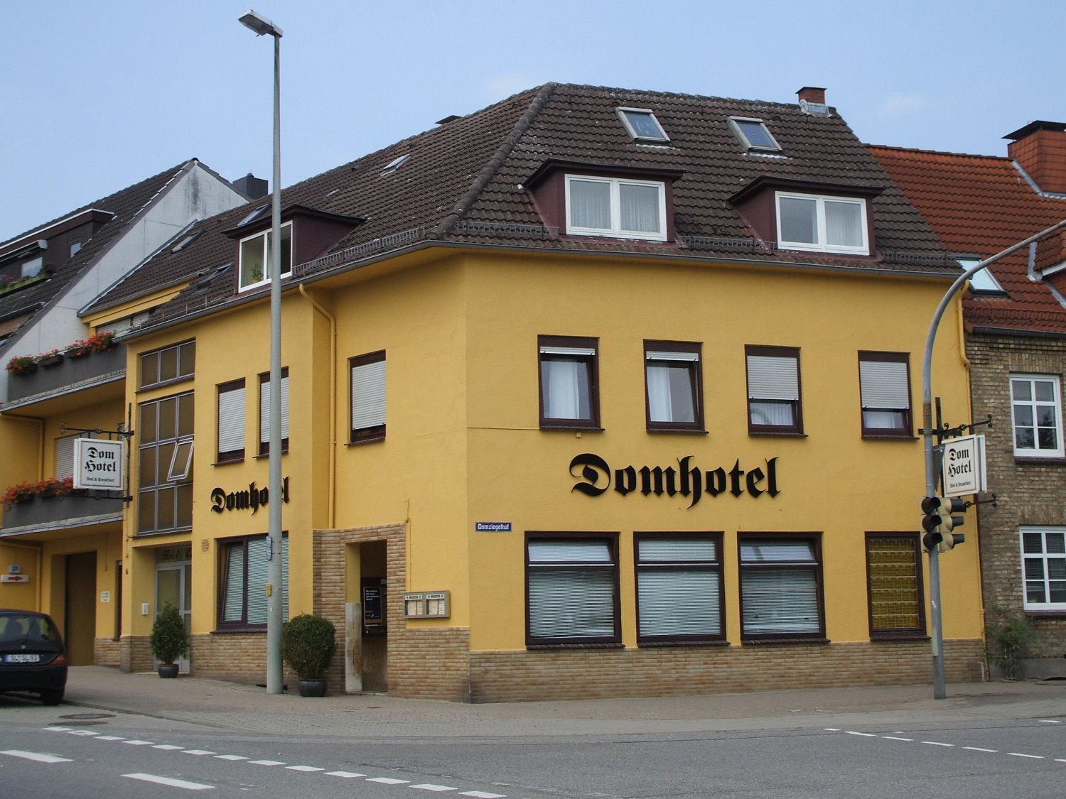 Domhotel Bed & Breakfast Schleswig Exterior photo