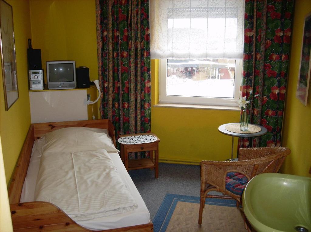 Domhotel Bed & Breakfast Schleswig Exterior photo